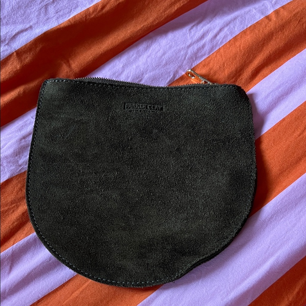 Parker Clay Women's U-Pouch Olive Green - Picture 5 of 5